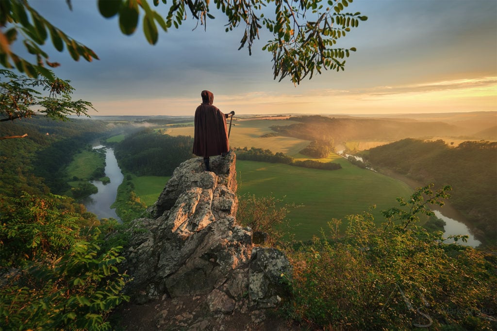 One journey is over, another begins - Jedno putování je u konce, jiné začíná