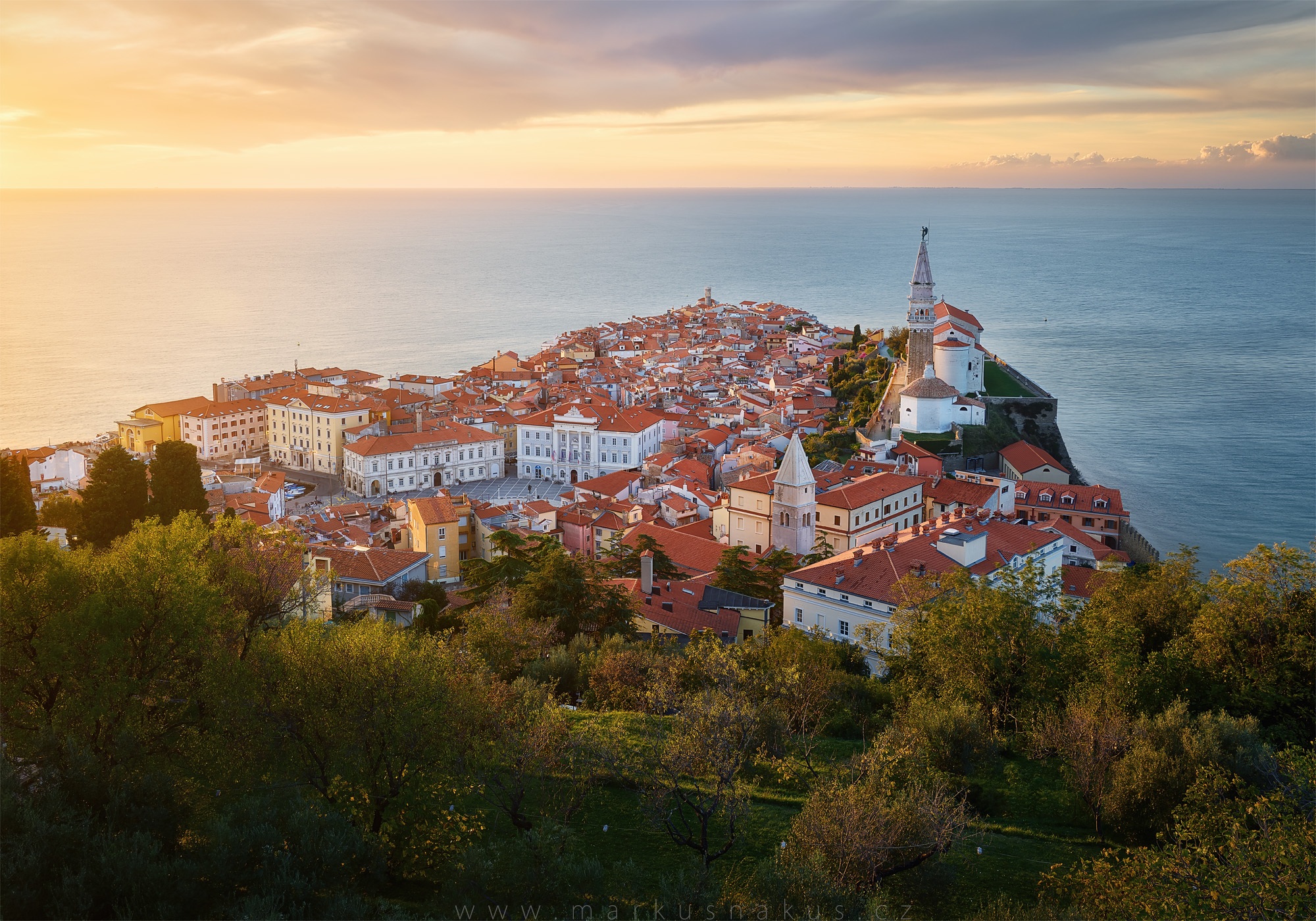 Starobylé město Piran --- The ancient town of Piran