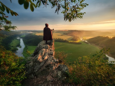 Jedno putování je u konce, další začíná --- One journey is over, another begins